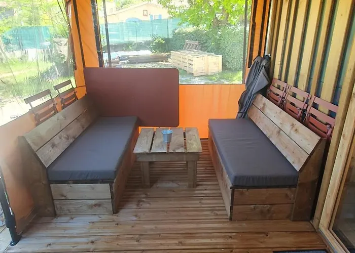Onlycamp Le Jalinier بوي ليه باروني